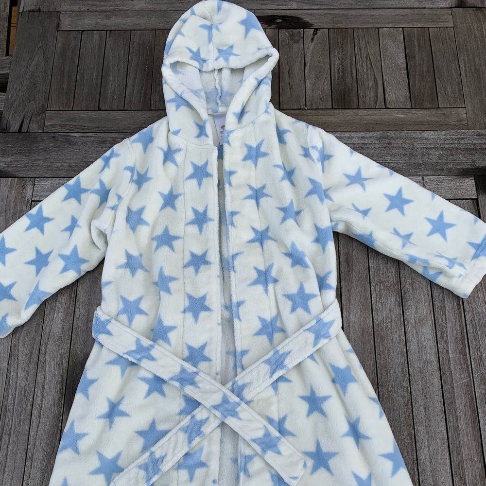 Tucker and Tate Star robe